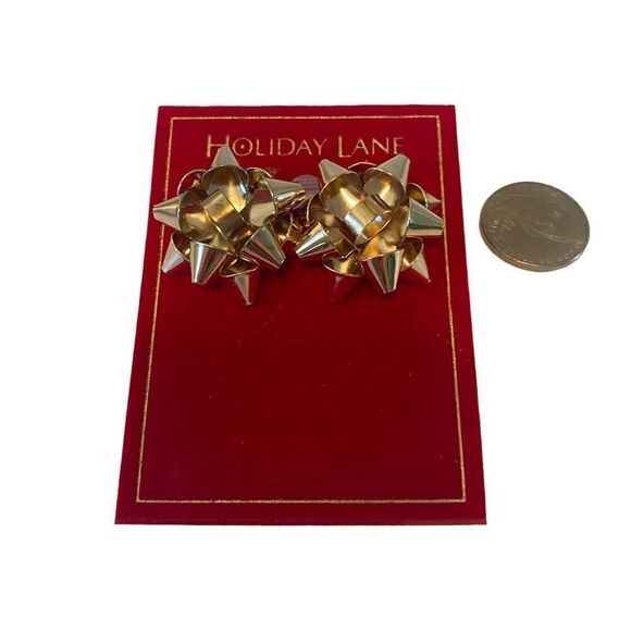 Gold Toned Bow Post Earrings. Perfect stocking stuffer! - Picture 6 of 6